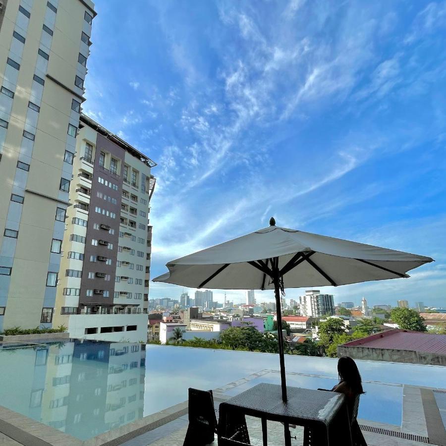 Persimmon Studios Near Ayala And Sm Cebú Exterior foto